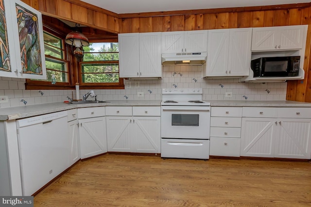 172 Chippewa Trl, Medford Lakes, NJ 08055 - kitchen featuring white appliances, under cabinet range hood, decorative backsplash, and white cabinetry