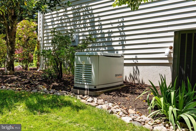 230 Bobwhite Rd, New Hope, PA 18938 - exterior view of a power unit, cooling unit, and electric meter