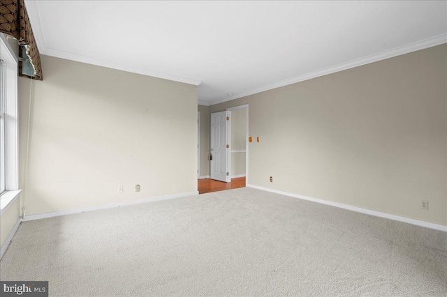 3203 Falcon Ln Ste 311, Wilmington, DE 19808 - carpeted empty room featuring crown molding and baseboards