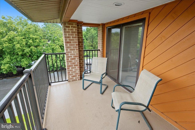 3203 Falcon Ln Ste 311, Wilmington, DE 19808 - view of balcony