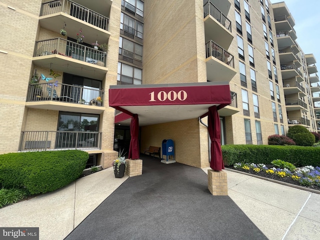 666 W Germantown Pike Unit 1721, Plymouth Meeting, PA 19462 - view of apartment building / complex