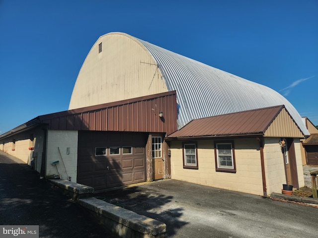 4560 Bossler Rd, Elizabethtown, PA 17022 - view of outdoor structure