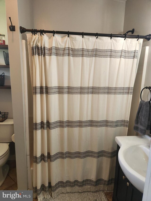 4560 Bossler Rd, Elizabethtown, PA 17022 - full bath with toilet, curtained shower, vanity, and tile patterned flooring
