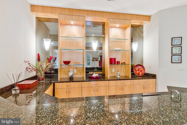 918 Centrillion Dr, Mclean, VA 22102 - view of bar
