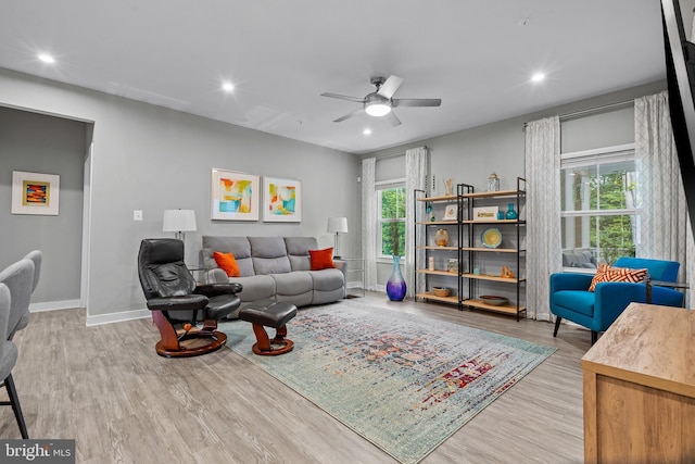 1528 Catbriar Way, Odenton, MD 21113 - living room featuring wood finished floors, baseboards, a ceiling fan, and recessed lighting