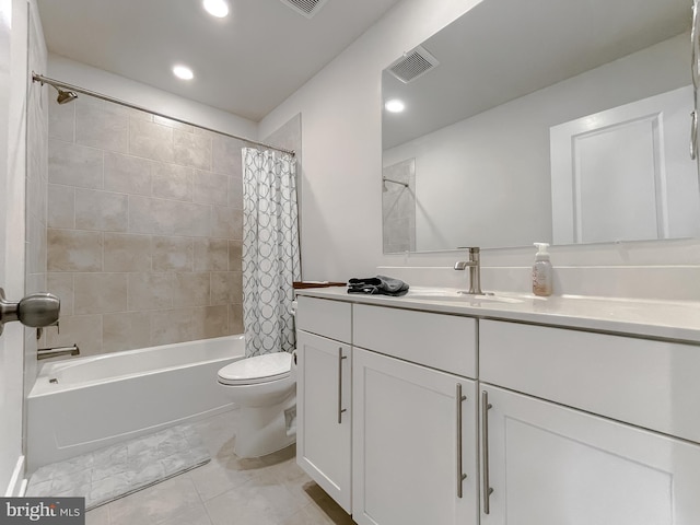 45375 Concord Way, California, MD 20619 - bathroom featuring vanity, toilet, shower / bath combo, and recessed lighting
