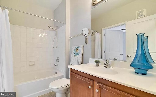 2665 Prosperity Ave Unit 6, Fairfax, VA 22031 - bathroom featuring vanity, shower / bath combo, and toilet