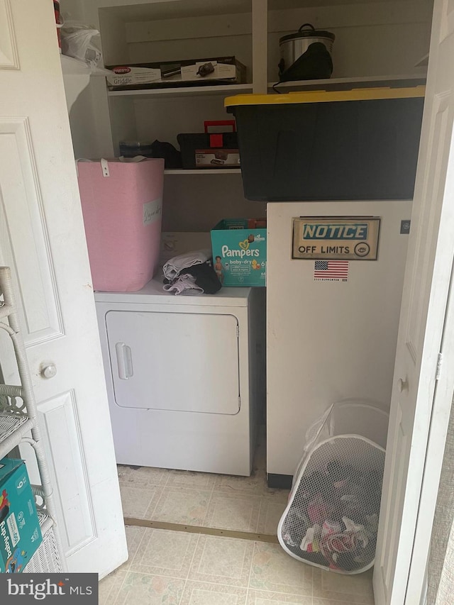 808 W Penn Pines Blvd, Aldan, PA 19018 - laundry area with washer / clothes dryer and tile patterned floors