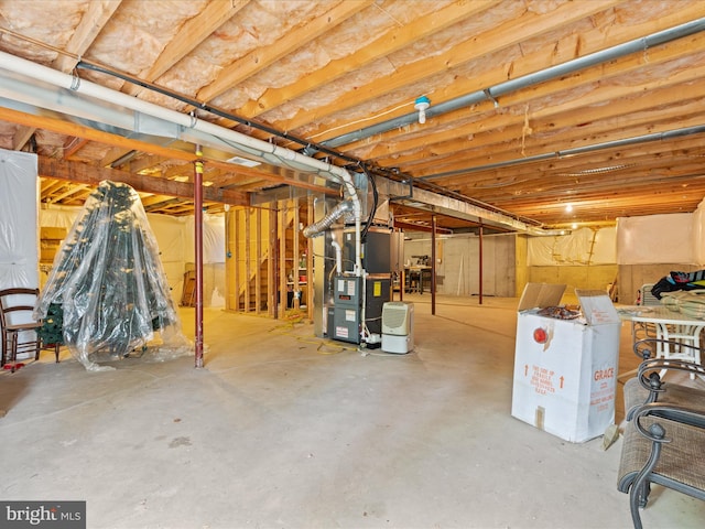 228 Sunset Cir, Cross Junction, VA 22625 - unfinished below grade area with heating unit