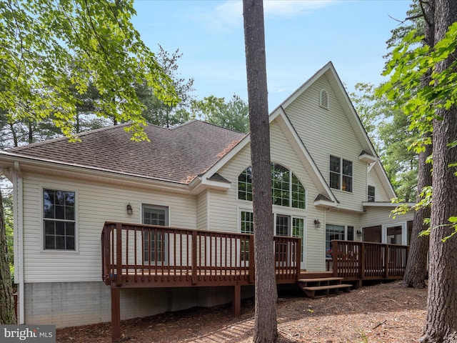 228 Sunset Cir, Cross Junction, VA 22625 - rear view of property featuring a shingled roof and a wooden deck