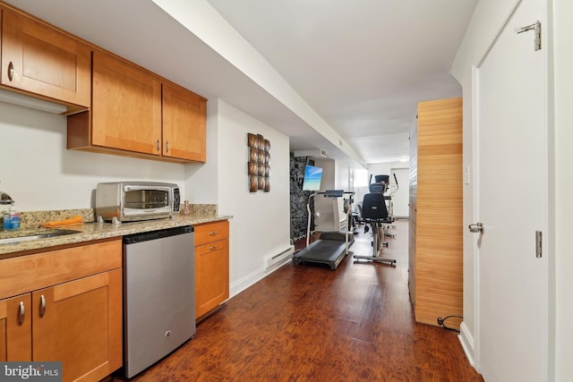 14 E Preston St, Baltimore, MD 21202 - kitchen featuring dark wood finished floors, refrigerator, baseboard heating, baseboards, and light stone counters