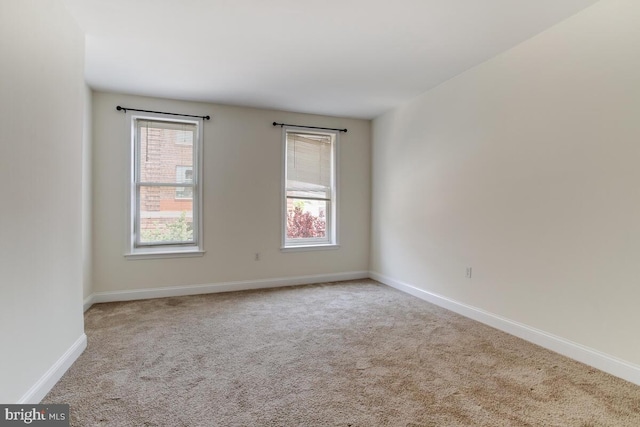743 W Cross St, Baltimore, MD 21230 - empty room with carpet and baseboards