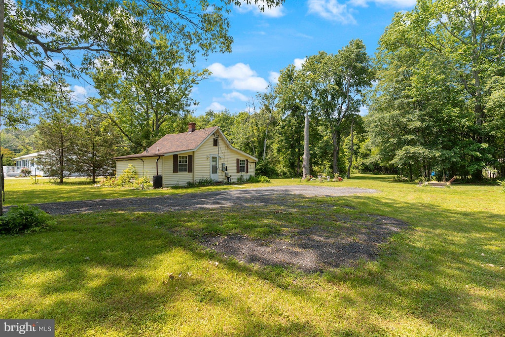 5914 Shady Side Rd, Shady Side, MD 20764 - view of grassy yard