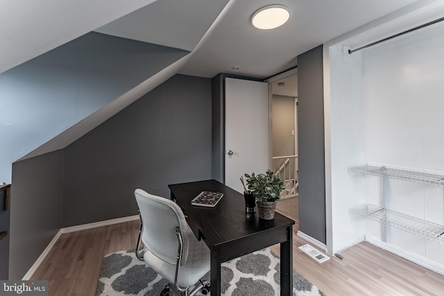 5634 8th Rd N, Arlington, VA 22205 - office space with wood finished floors and baseboards