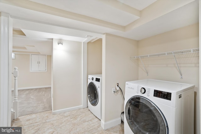 5609 35th Ave, Hyattsville, MD 20782 - laundry area featuring washer and dryer and baseboards