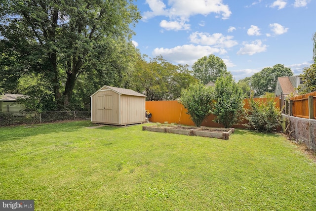 5609 35th Ave, Hyattsville, MD 20782 - view of yard with a garden