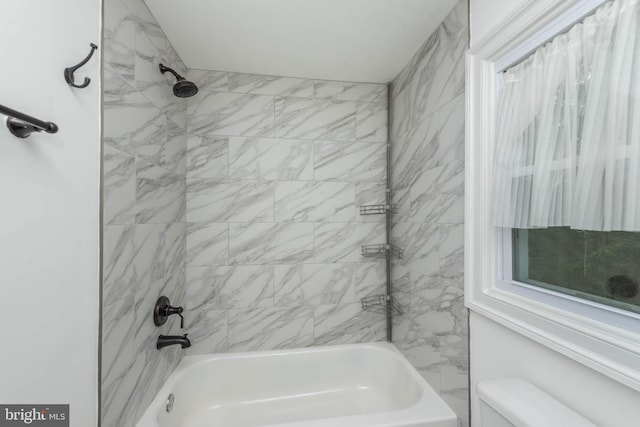 9532 Lyons Mill Rd, Owings Mills, MD 21117 - full bath featuring toilet and shower / tub combination