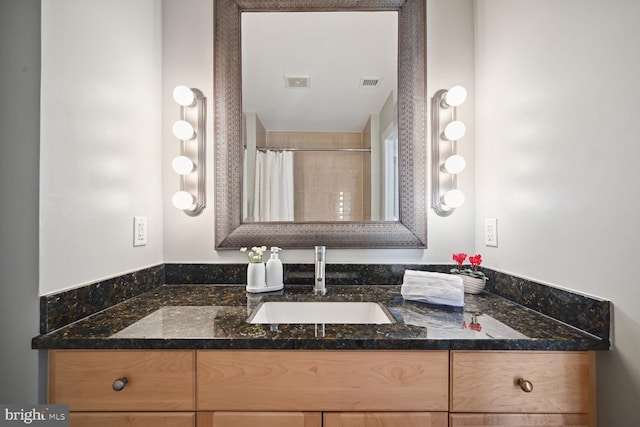 811 4th St NW Unit 720, Washington, DC 20001 - bathroom with vanity and a shower with curtain