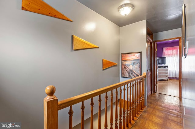 133 W Norris St, Philadelphia, PA 19122 - hallway featuring an upstairs landing