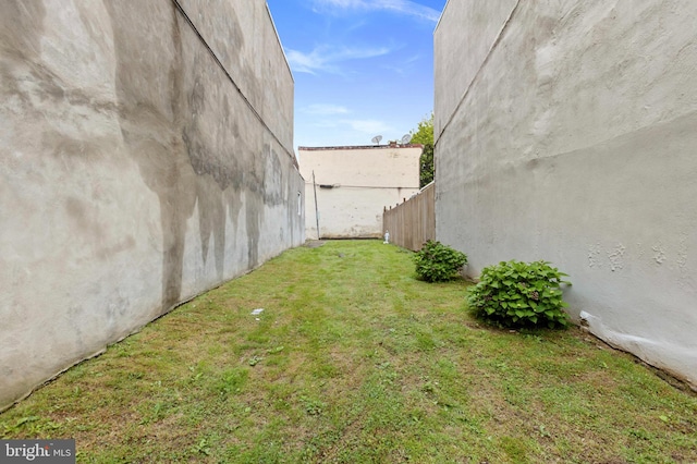 133 W Norris St, Philadelphia, PA 19122 - view of yard