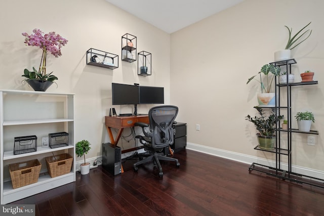1345 Pennsylvania Ave SE Unit 6, Washington, DC 20003 - office with wood finished floors and baseboards