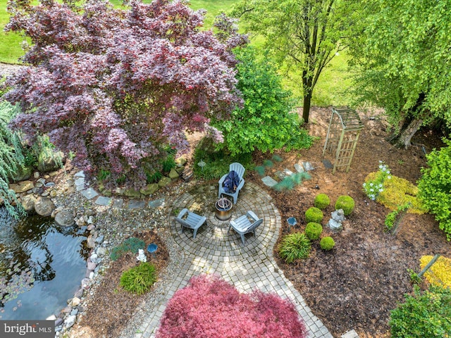 12 Fox Glen Dr, Reading, PA 19608 - view of yard featuring a patio area