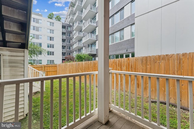 1707 H St NE, Washington, DC 20002 - view of wooden terrace