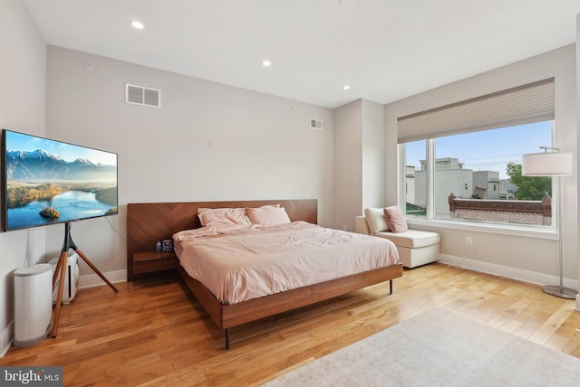2811 Wharton St, Philadelphia, PA 19146 - bedroom featuring light wood-style floors, baseboards, and recessed lighting