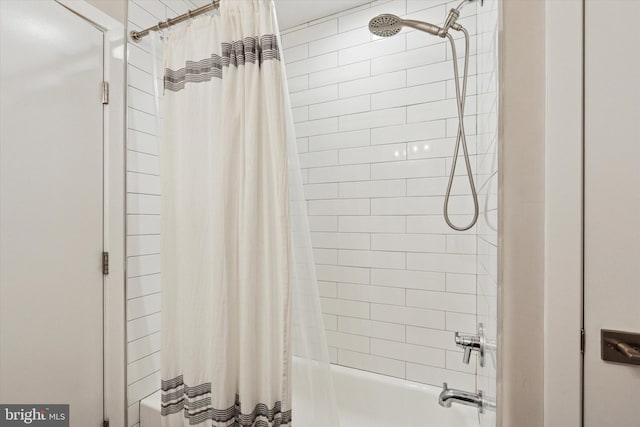 2811 Wharton St, Philadelphia, PA 19146 - bathroom with shower / bath combo