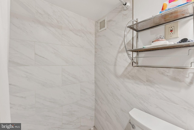 801 N Pitt St Unit 505, Alexandria, VA 22314 - bathroom featuring toilet