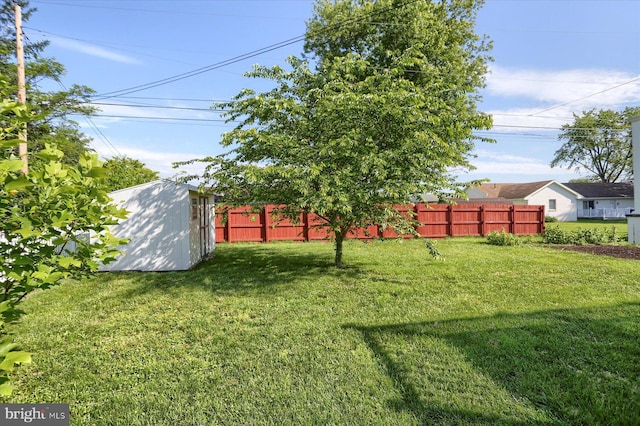 1507 Hemlock Ave, Carlisle, PA 17013 - view of yard