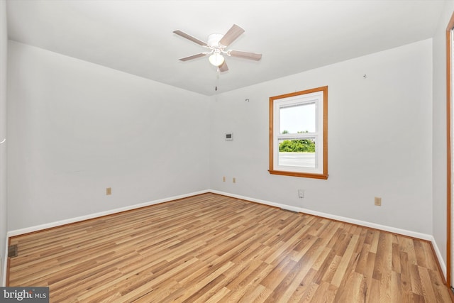 10801 Oak Valley Dr, Hagerstown, MD 21740 - unfurnished room with light wood-type flooring, baseboards, and a ceiling fan