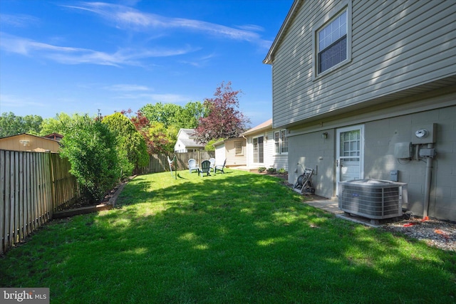 7829 Welch Ct, Alexandria, VA 22315 - view of yard featuring cooling unit