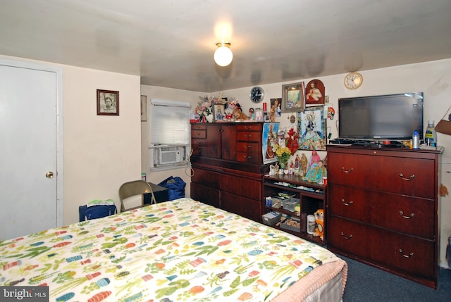 33 Adeline St, Trenton, NJ 08611 - carpeted bedroom featuring cooling unit