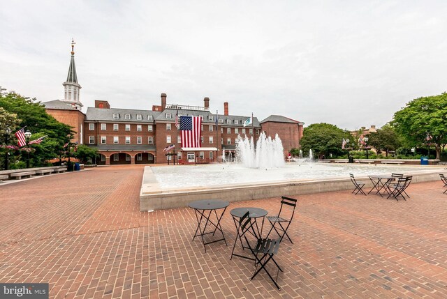 1724 W Abingdon Dr Unit 201, Alexandria, VA 22314 - view of community