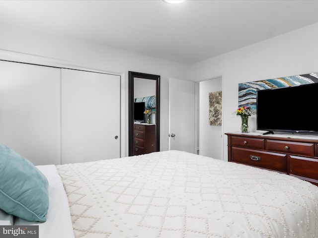 5902 Amelia St, Springfield, VA 22150 - view of bedroom