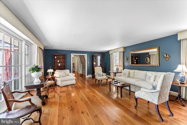 716 Old Gulph Rd, Bryn Mawr, PA 19010 - living area with light wood finished floors and baseboards