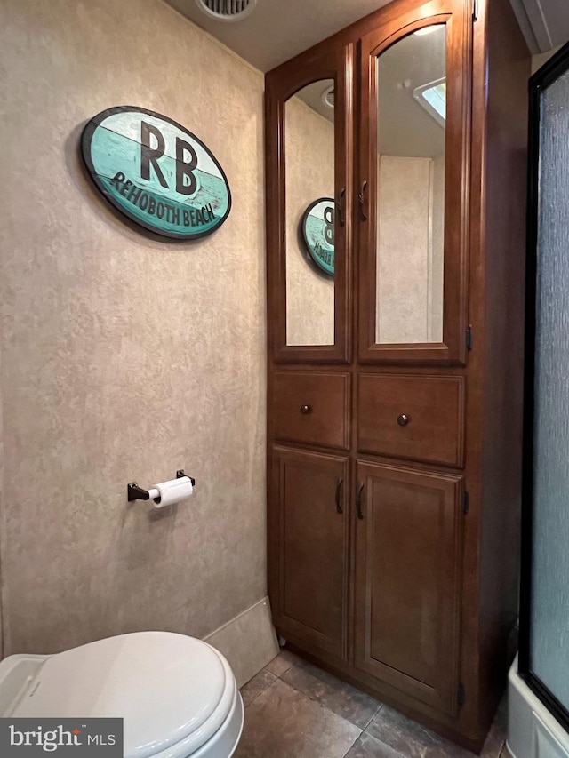 19904 4th Ave Unit 21, Rehoboth Beach, DE 19971 - bathroom featuring toilet