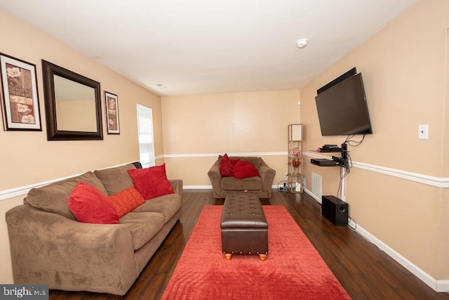 536 Cormorant Dr, Voorhees, NJ 08043 - living room with wood finished floors and baseboards