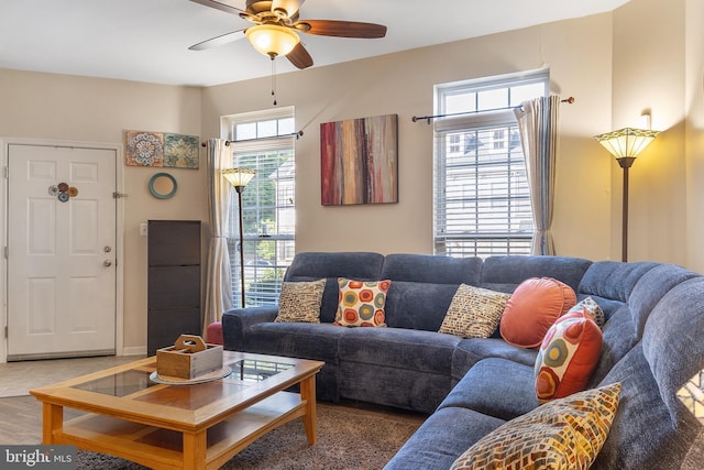 7136 Daniel John Dr, Elkridge, MD 21075 - living area with a ceiling fan