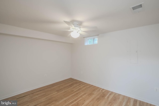 1421 Pickett Ct, Front Royal, VA 22630 - empty room with light wood-style flooring and ceiling fan