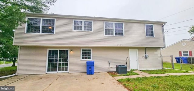 3 New Coach Ln, Willingboro, NJ 08046 - back of house with a patio area