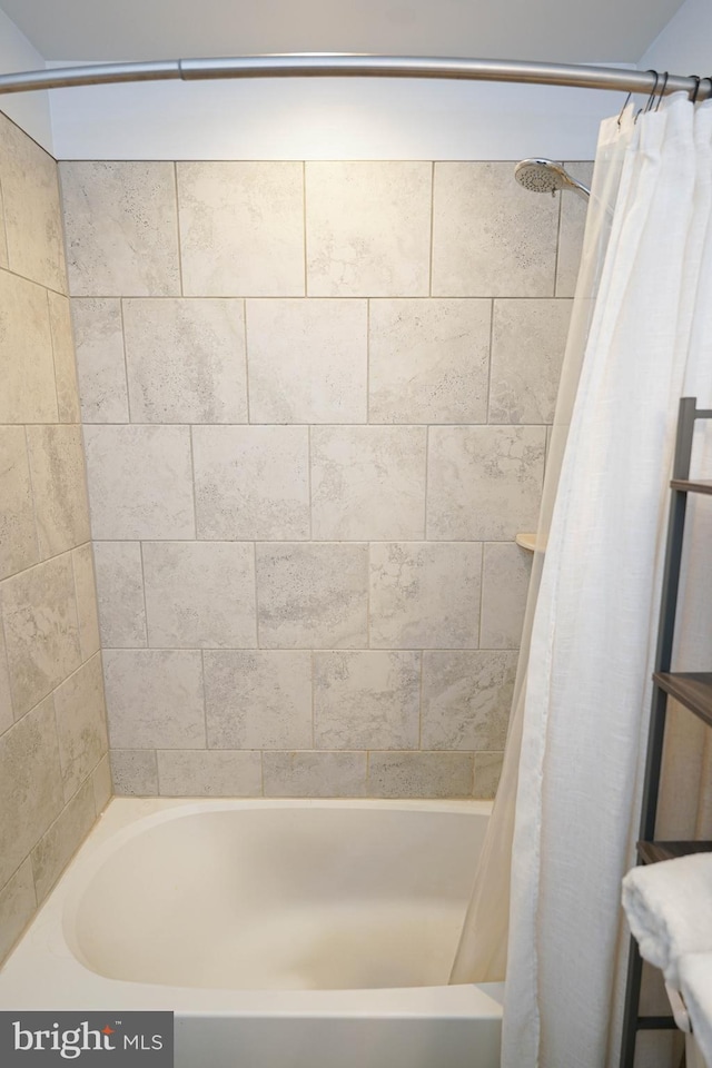 36063 Auburn Way, Millsboro, DE 19966 - full bath with shower / bathtub combination with curtain