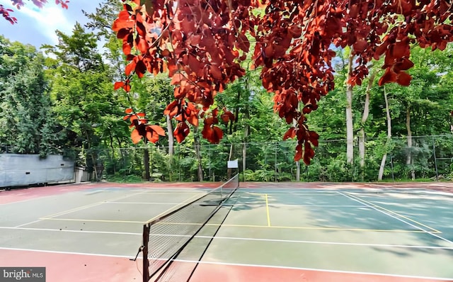 111 Hamlet Hill Rd Unit 707, Baltimore, MD 21210 - view of tennis court featuring community basketball court