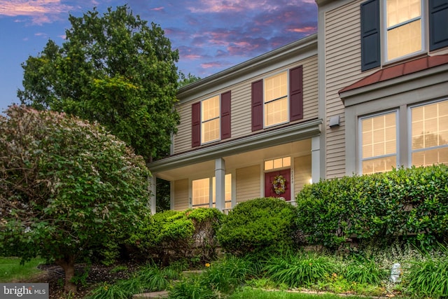 12329 Manchester Way, Woodbridge, VA 22192 - view of front of property featuring a porch