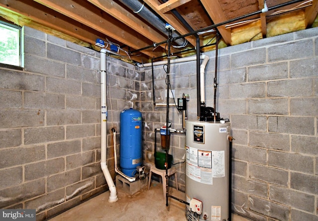 2415 Schaffer Rd, Pottstown, PA 19464 - utility room featuring gas water heater
