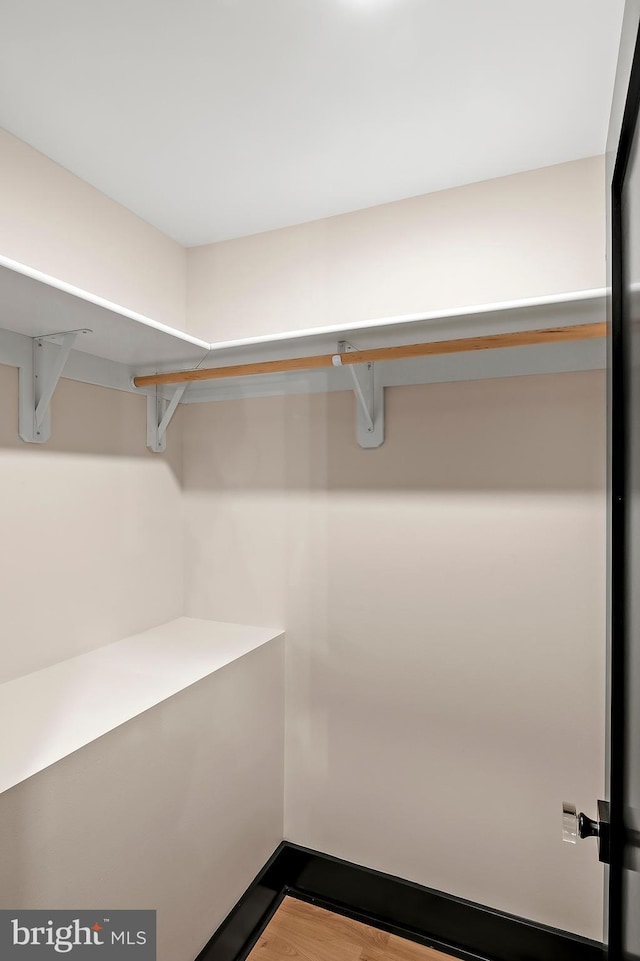 934 Chesterfield Rd, Annapolis, MD 21401 - spacious closet featuring wood finished floors