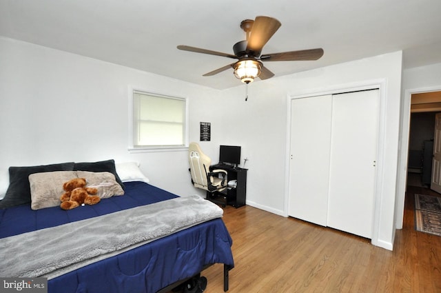 628 Mercer St, Cherry Hill, NJ 08002 - bedroom with wood finished floors, a closet, and ceiling fan