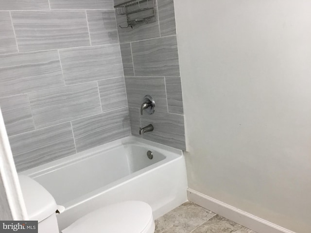 24 Galt Way, Stafford, VA 22554 - full bath with toilet, baseboards, and shower / bath combination