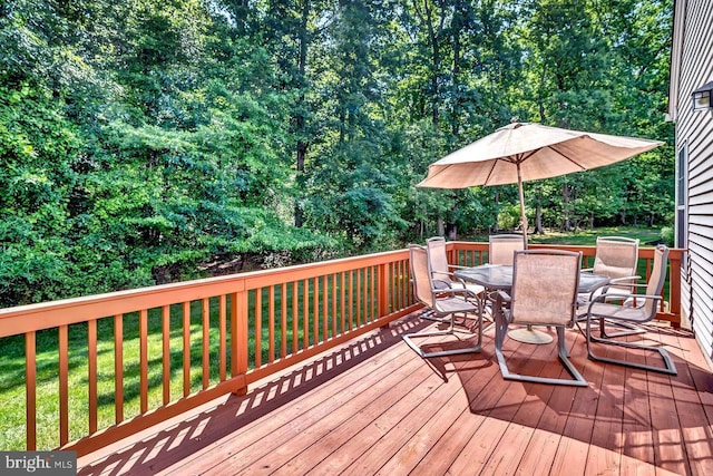 332 Blanketflower Ln, West Windsor, NJ 08550 - deck with outdoor dining space and a yard